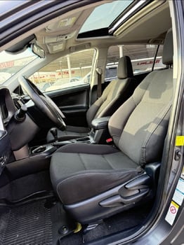 Toyota Rav4 XLE 2017, automatique, essence, excellent état