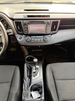 Toyota Rav4 XLE 2017, automatique, essence, excellent état