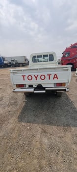 Toyota Land Cruiser Pick-up