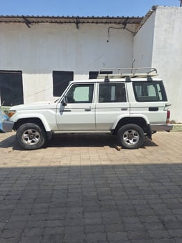 Toyota Land Cruiser, diesel, boîte manuelle