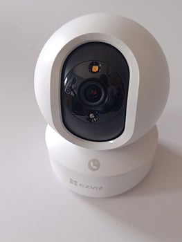 Caméra de surveillance Ezviz TY1 avec vision à 360 degrés