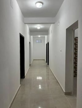 2 Appartement spacieux avec suppresseur d\'eau dans la cité Wadagir