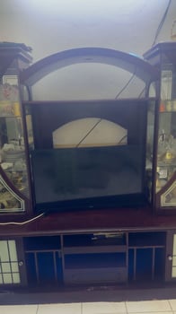 Meubles complets pour salle à manger et salon, télévision LG comprise