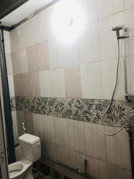 Belle maison F4 avec terrasse à Barwaqo 1, quartier calme et sécurisé