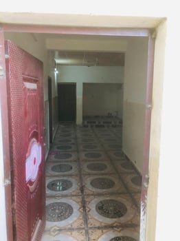 Belle maison F4 avec terrasse à Barwaqo 1, quartier calme et sécurisé