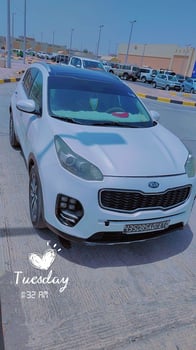 Kia Sportage 2016, toit ouvrant, boîte automatique
