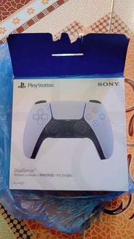 Manette PS5 neuve, prix négociable