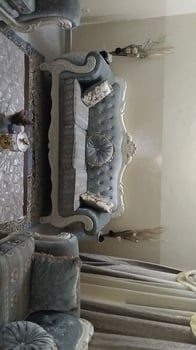 Salon élégant et confortable
