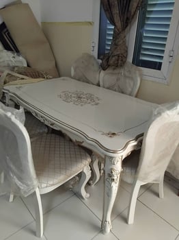 Ensemble salon et living room + climatisation en excellent état