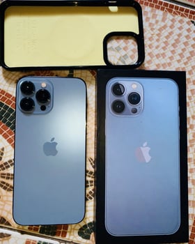 iPhone 13 Pro Max Sierra Blue 256 Go, Très Bon Etat, Négociable