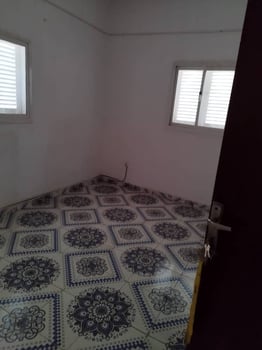 Maison F4 avec terrasse à PK12 à vendre