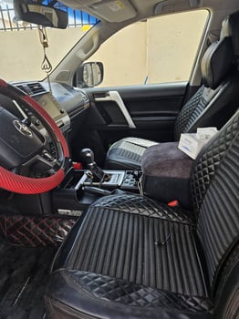 Toyota Land Cruiser Prado VXR 2022, puissant et confortable