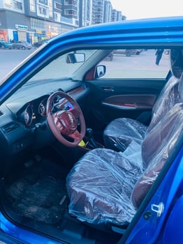 Suzuki Swift 2017 comme neuf, boîte automatique, essence