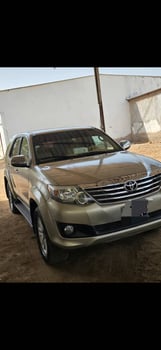 Toyota Fortuner 2014 - Diesel - Boîte Manuelle - Très bon état