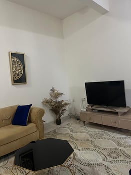 Ensemble de salon et salle à manger neufs, moderne et élégant à vendre