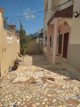 Bel appartement F4 avec parking à Saline Ouest - 3 chambres et grand salon lumineux