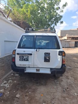 Nissan Patrol 2016, V6, climatisation, pneus neufs