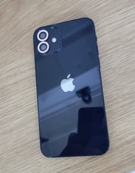 iPhone 12 en bon état