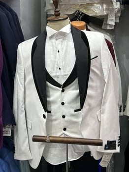 Costumes de mariage 3 pièces neuf