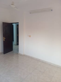 Appartement F3 à louer à la Résidence DARIYA, PK13