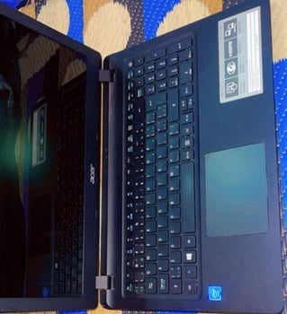 Portable Acer 500Go, Processeur Intel Celeron, 4 Go RAM, Windows 11