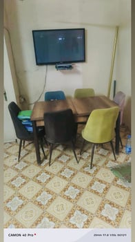 Table à manger avec 6 chaises