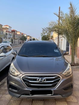 Hyundai Tucson 2016, bon état, clim fonctionnel