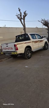 Toyota Pick-Up Double Cabine, bon état, négociable