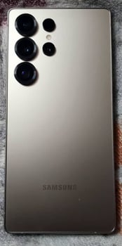 Samsung S25 Ultra 256Go Beige - Comme Neuf