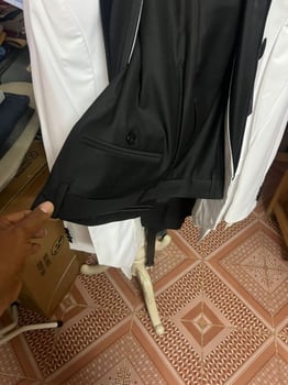 Costumes de mariage 3 pièces neuf