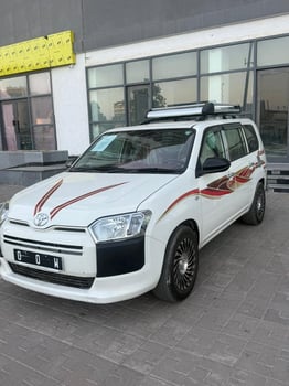 Toyota Probox 2020, tout neuf importé de Dubaï, boîte automatique, climatisation, écran Android, négociable