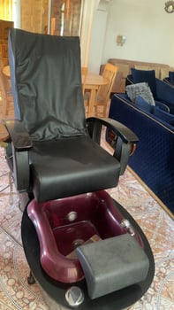 Chaise de pédicure à vendre - 2 modèles disponibles