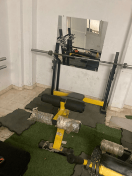 Matériel complet de musculation professionnelle – état neuf