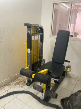 Matériel complet de musculation professionnelle – état neuf