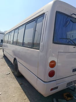 Bus Mitsubishi Rosa et Mazda CX-5 2017, diesel, à vendre