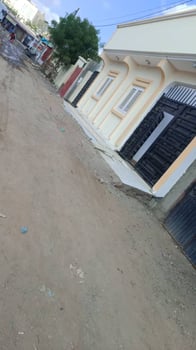 Maison neuve 4 chambres avec terrasse et parking interne à louer