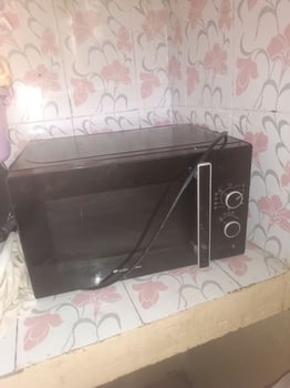 Micro-ondes Pixel neuve, comme neuf
