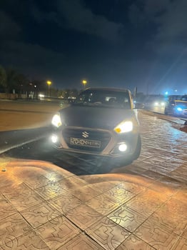 Suzuki Dzire 2024, état neuf, négociable