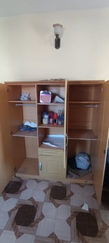 Armoire en bon état