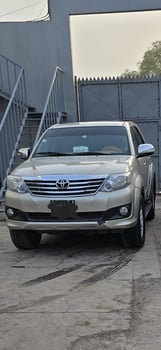 Toyota Fortuner 2014 - Diesel - Boîte Manuelle - Très bon état