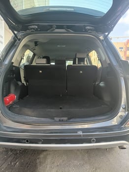 Toyota Rav4 2017, essence, excellent état, faible kilométrage