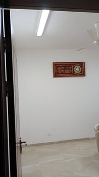 A louer Maison F4 avec parking et cour à Cité Sogik