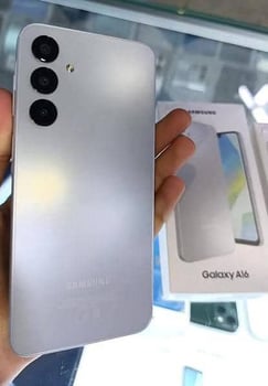 Samsung A16 8Go RAM, 256 Go, neuf, complet avec accessoires