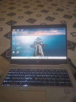 HP EliteBook, Intel Core i7, 16GB RAM, 512GB SSD, Clavier rétroéclairé