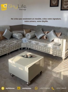 Salon moderne haut de gamme signé Skylife Homes