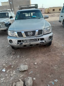 Nissan en excellent état, prix négociable