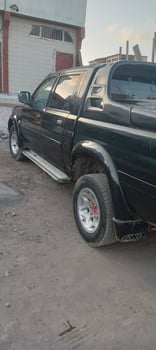 Mitsubishi LD200 en bon état, prix abordable