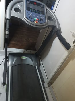 Tapis de marche d\'occasion en excellent état