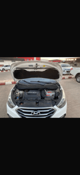 TOYOTA HILUX 2018 AUTOMATIQUE, & LANDCRUISER PRADO 2021 & HYUNDAI TUCSON 2015 6 en excellent état