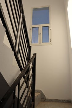 Villa neuve de standing à louer – Cité Nassib